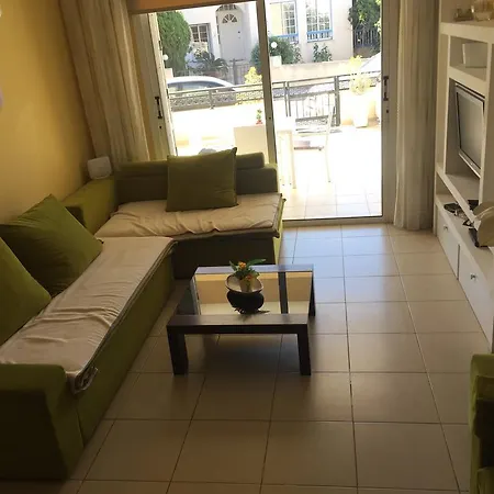 Kissonerga Holiday Flat *