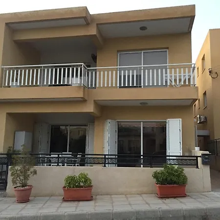 Kissonerga Holiday Flat Apartman