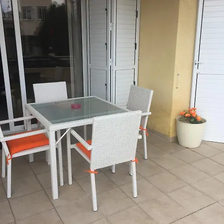 Kissonerga Holiday Flat *